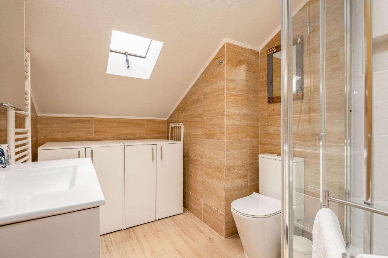 Lapa 3Bdr Duplex W/ Balcony By Lovelystay Lisboa Extérieur photo