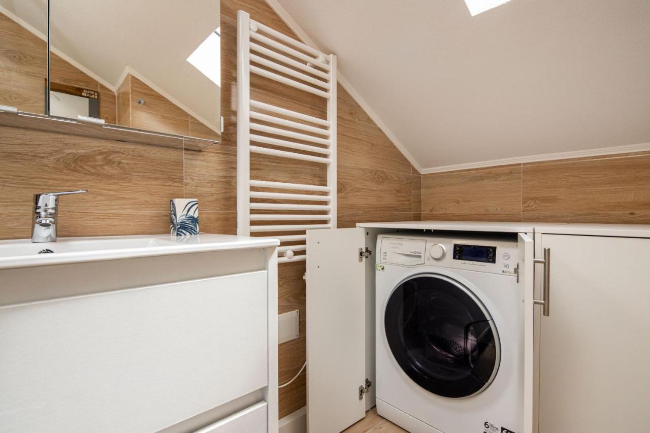 Lapa 3Bdr Duplex W/ Balcony By Lovelystay Lisboa Extérieur photo